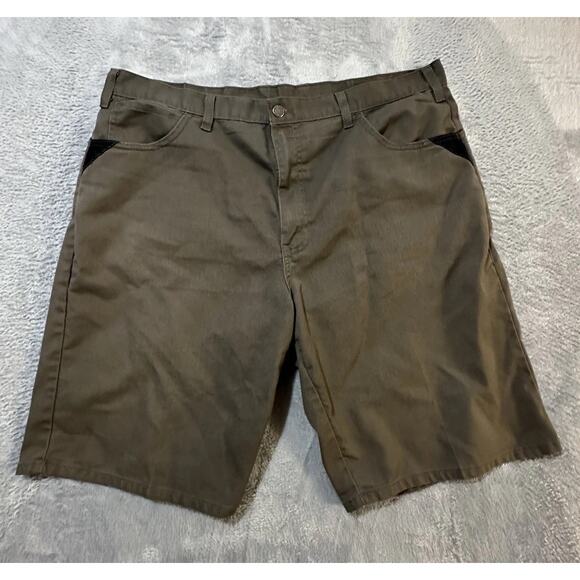 Dickies Work Shorts Men’s 40 Olive Green Twill Utility Durable Carpenter Style - Picture 1 of 6